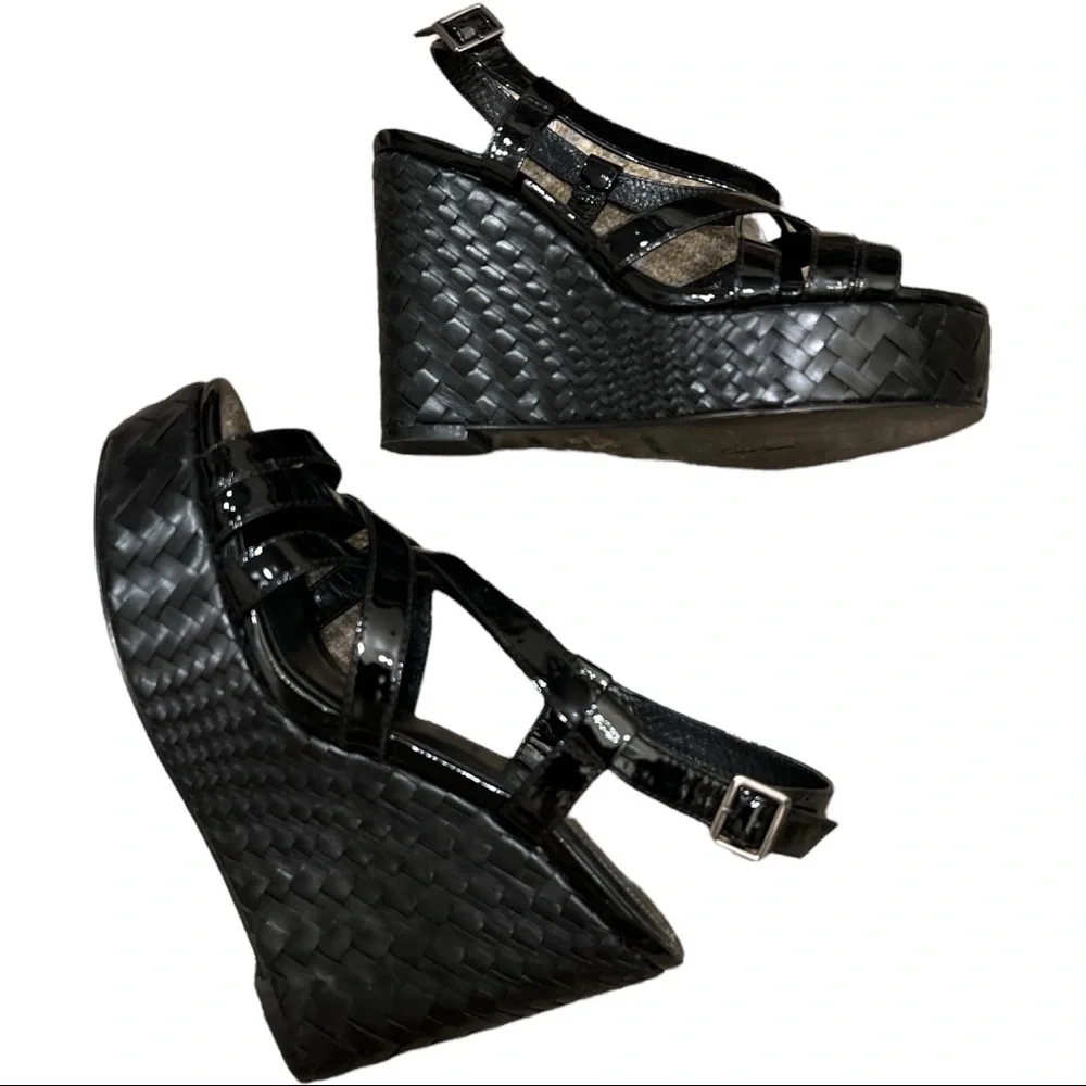 Cole Haan platform wedge strappy sandal black patent leather 7.5 - Picture 1 of 5